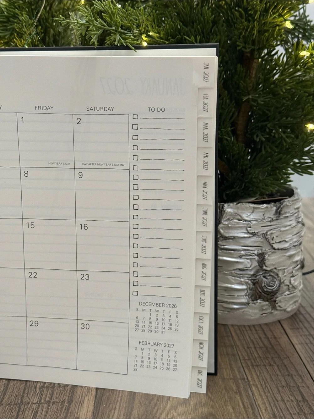 ✨Brand NEW w/Tags Rae Dunn 2027. 17 Month Spiral Planner -Aug 2926 - Dec 2027 ✨